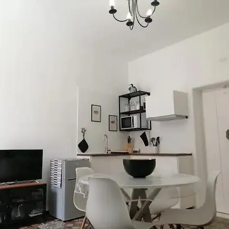 Dimora Scarpa * Bari