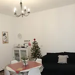 Dimora Scarpa Apartman *
